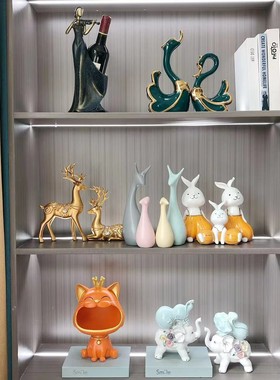 宏赫景德镇陶瓷15件组合摆件