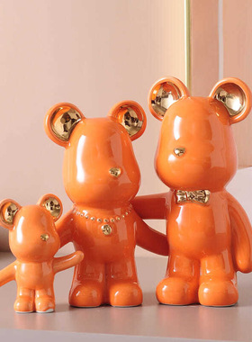 宏赫暴力熊陶瓷一家三口摆件