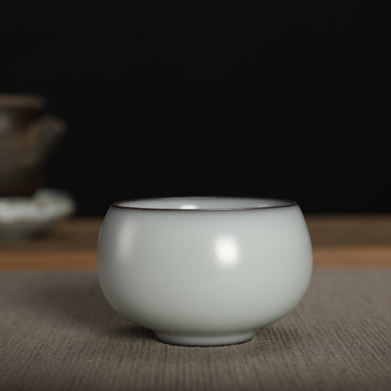 龙泉哥窑铁胎青瓷叶金炼猪油冻手工茶杯主人杯陶瓷品茗杯功夫茶具