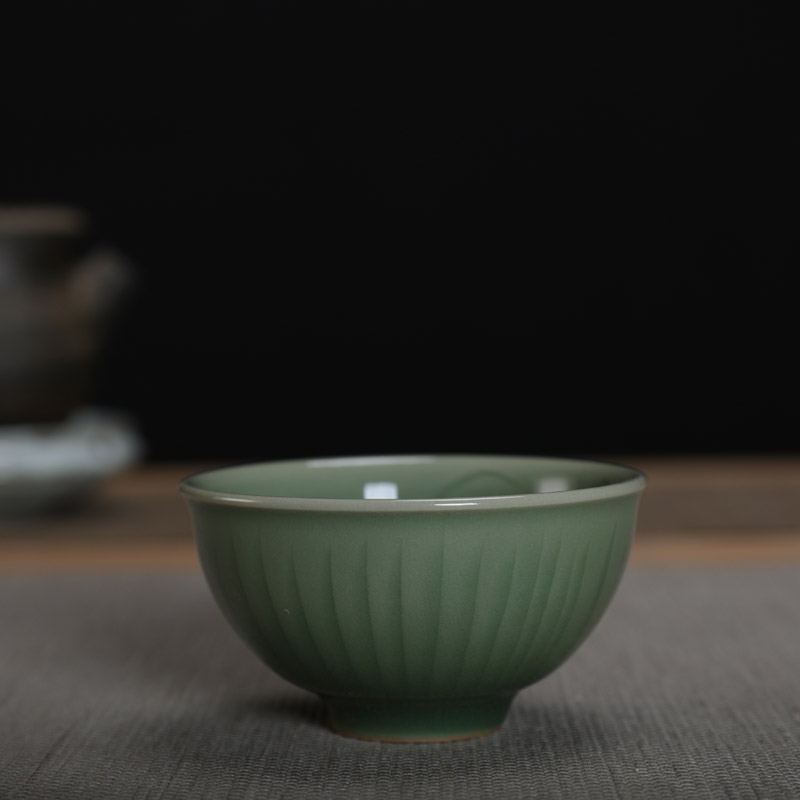 龙泉弟窑青瓷刘昌庭手工梅子青釉茶杯陶瓷主人杯功夫茶具杯盏素雅