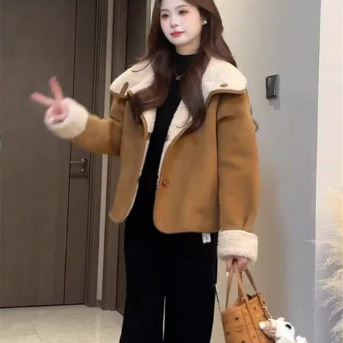 两面穿羊羔毛外套女短款秋冬2025新款巨好看加绒加厚皮毛一体上衣