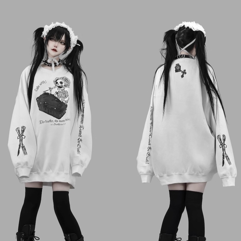NaiRisa骷髅蛋糕印花圆领卫衣