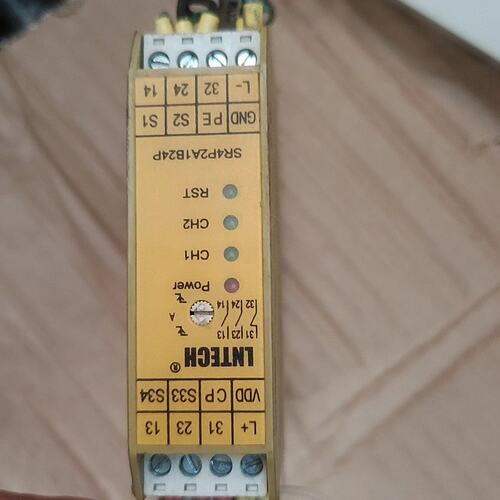 议价安全继电器SR4P2A1B24PSR4P2A1B24SR4P2A1B24V