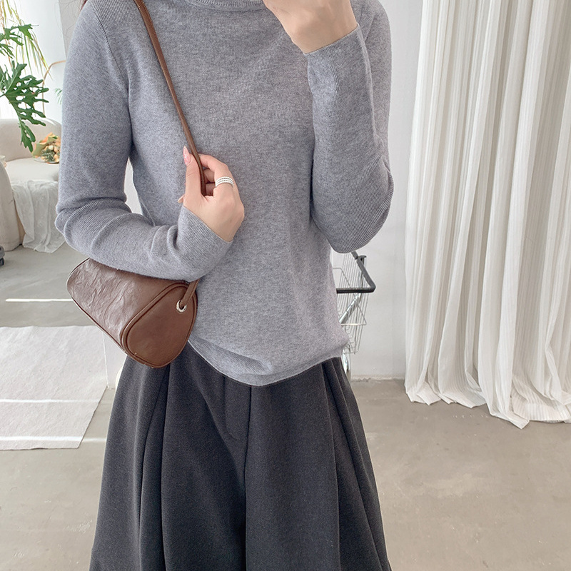 2025秋冬新品简单百搭半高领针织打底衫女保暖柔软长袖内搭上衣