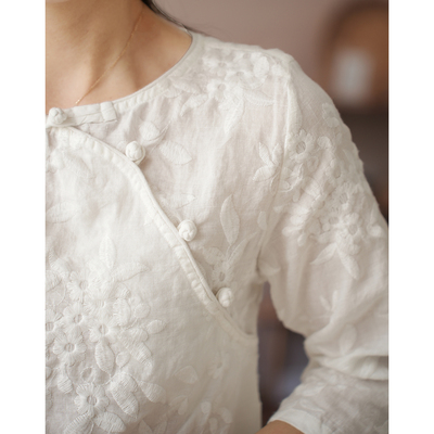 苎麻盘扣衬衫女士刺绣花朵衬衣