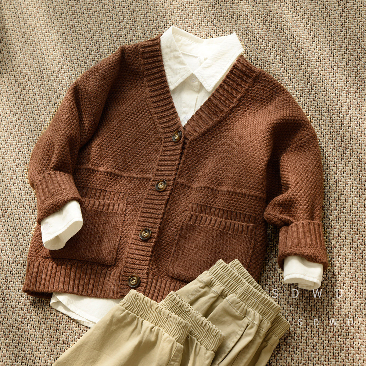 特 儿童V领针织开衫 男童女童纯色毛衣外套上衣 中小童春秋款童装