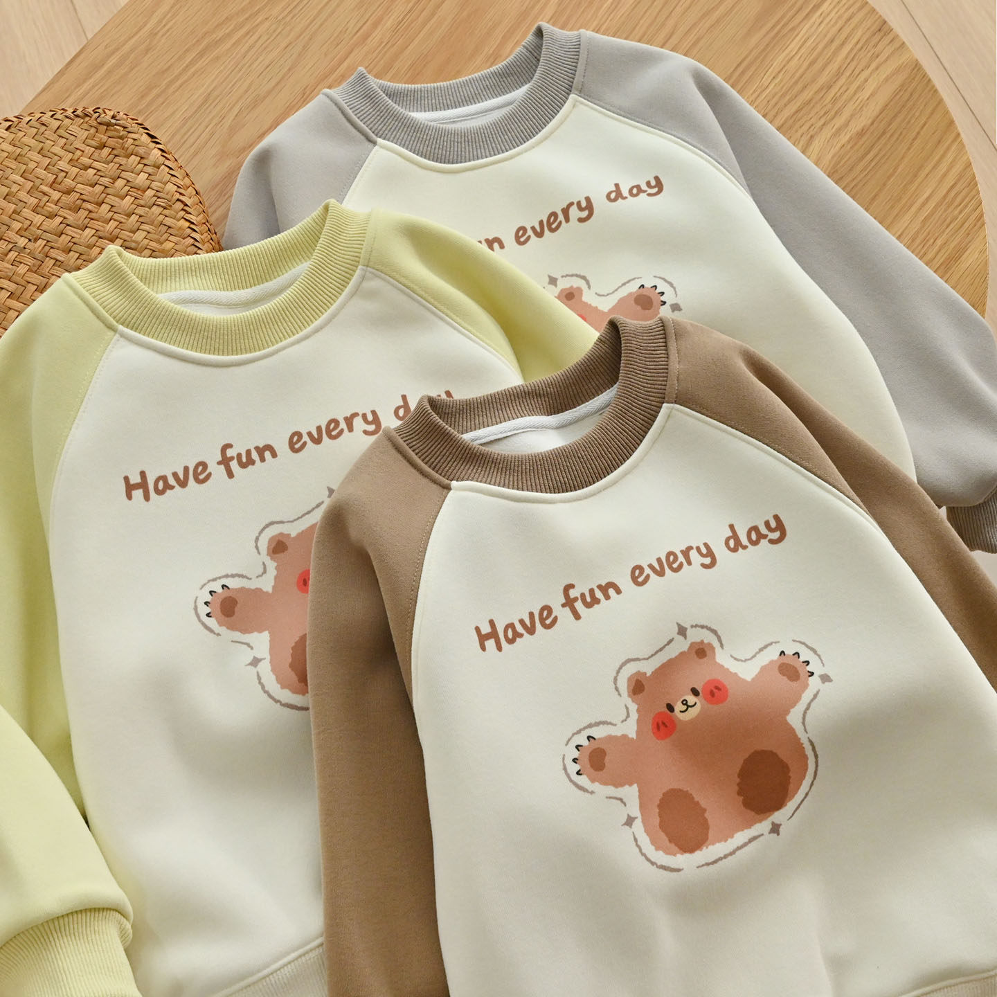 男童女童圆领插肩袖加绒休闲上衣