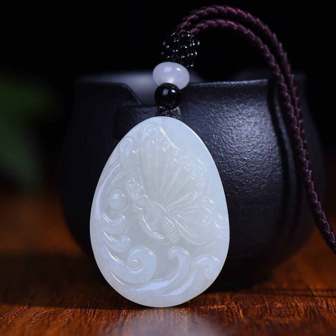 亏嘛啦精雕工艺和田玉老坑细腻油润干净无结构男女款蝴蝶挂件1767