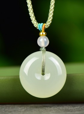 佩戴级和田玉青海老熟料高冰浅晴水色品相一流平安扣吊坠D15476