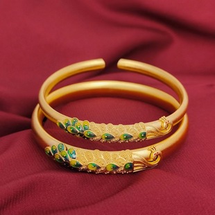新款古法烧蓝仿沙金开口孔雀手镯女铜镀金仿黄金实心镯子婚庆首饰
