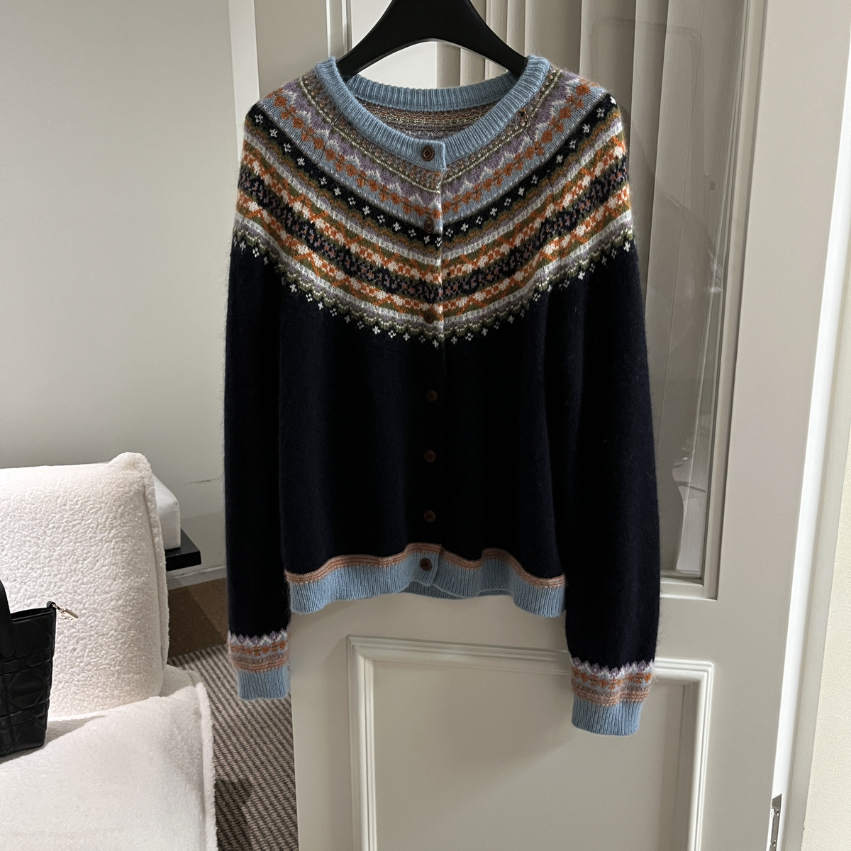 Cecil棉羊毛圆领开衫软糯加厚单排扣毛衣S7918