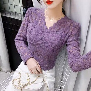 秋冬2025春季新款蕾丝打底衫V领修身长袖短款带胸垫女士内搭t恤