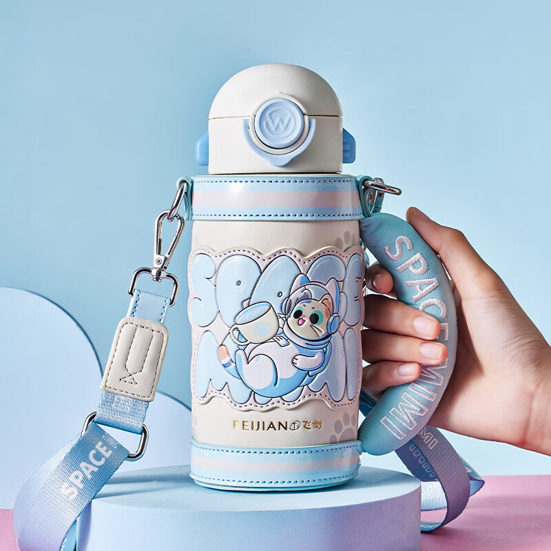 飞剑悟童卡通纯钛保温杯儿童男女带吸管杯子直饮孕妇外出水杯便携