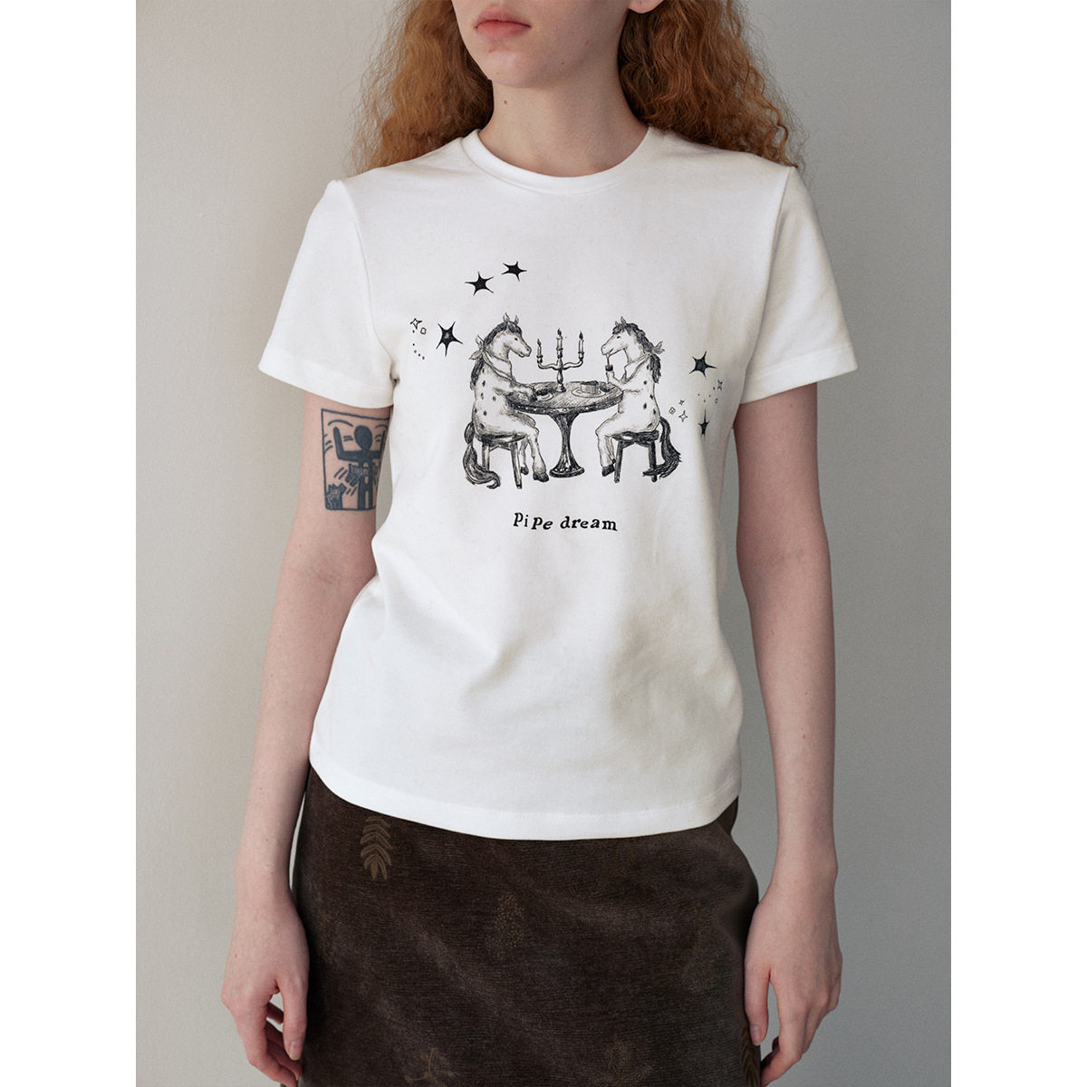 Kira早春新款休闲圆领马儿聚餐简约百搭短袖磨毛T恤女,女装/女士精品,T恤,淘宝优惠券,粉丝福利购,淘宝优惠卷