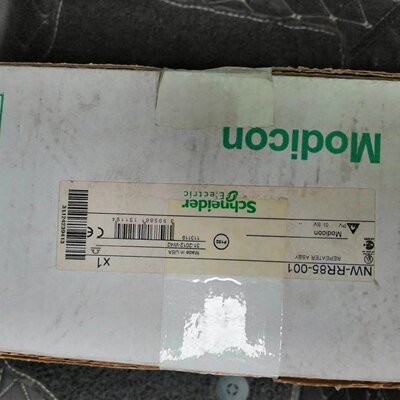 议价Schneider模块TSXP57554MC NW-BM85S232 NW-RR85-001正品现货