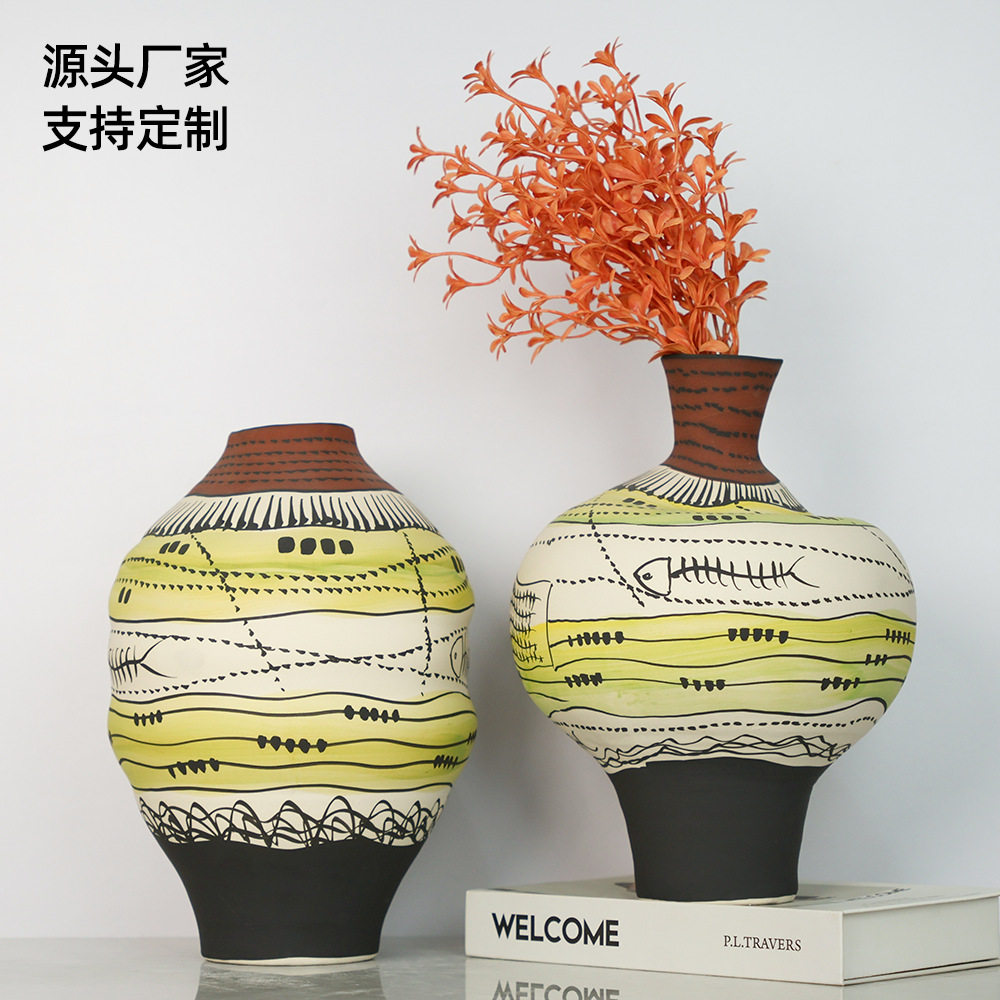 现代酒店装饰花瓶创意手绘艺术感