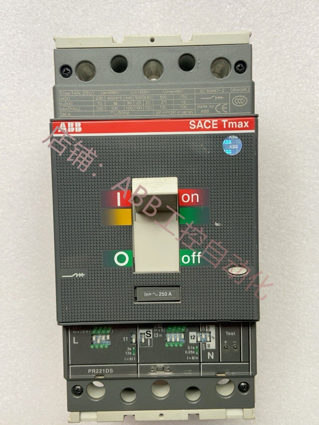 abb塑壳断路器 产品 型号t4n250  3p250a 脱扣器电子式pr221ds