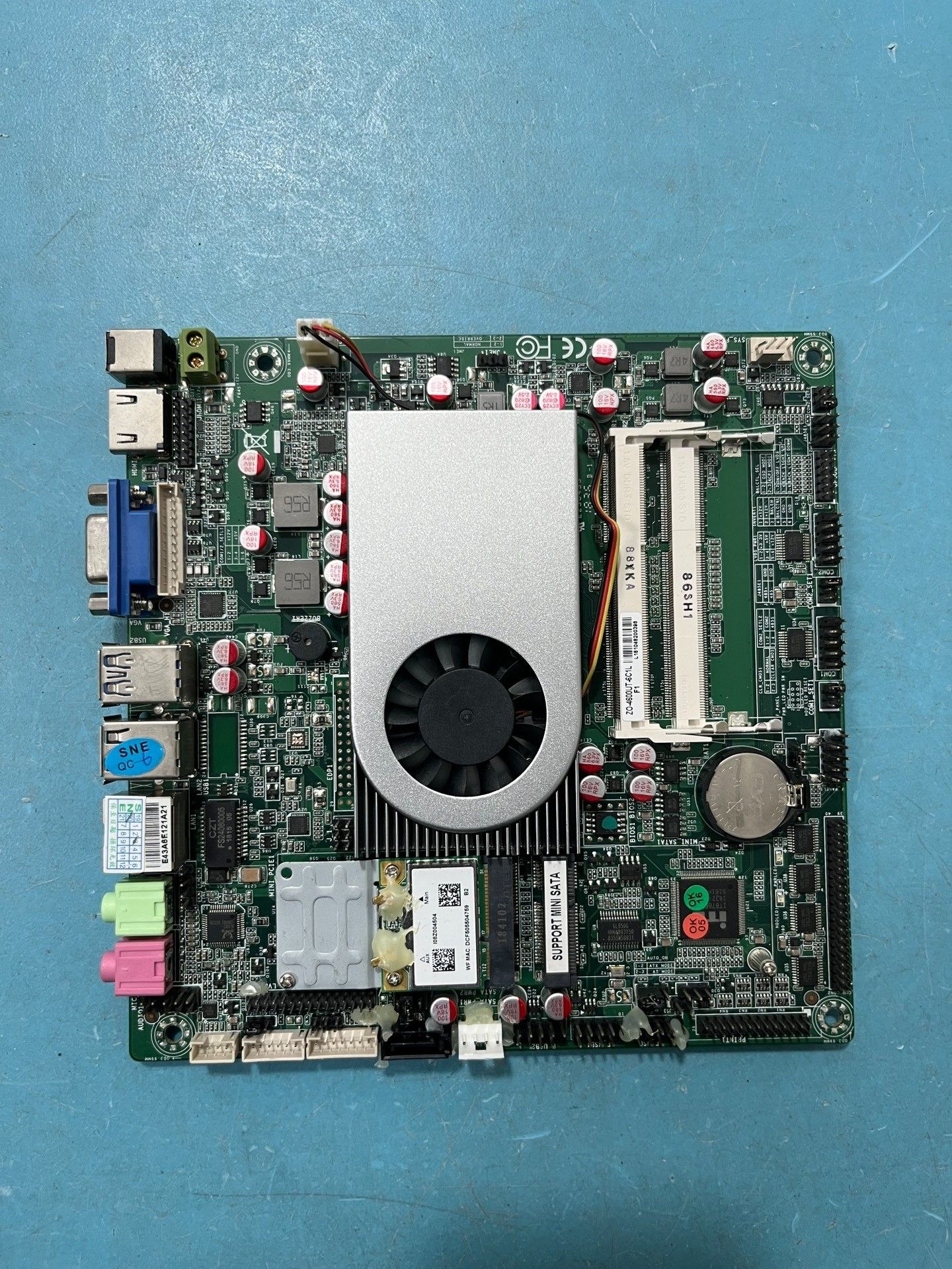 i7-4600u工控主板i7-4600 itxzo-46 00ut-6c1l主板