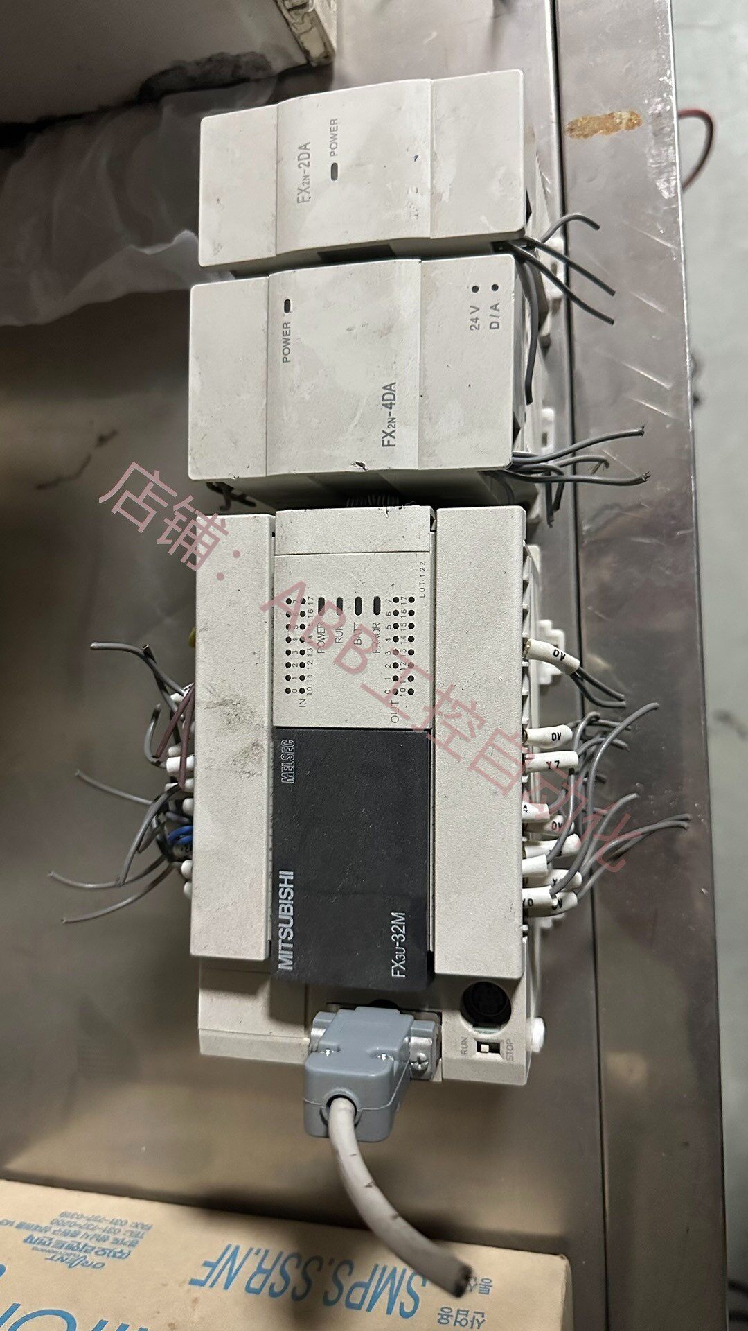 三菱plc fx3u-32mres-afx2n-4dafx2n-2da一套