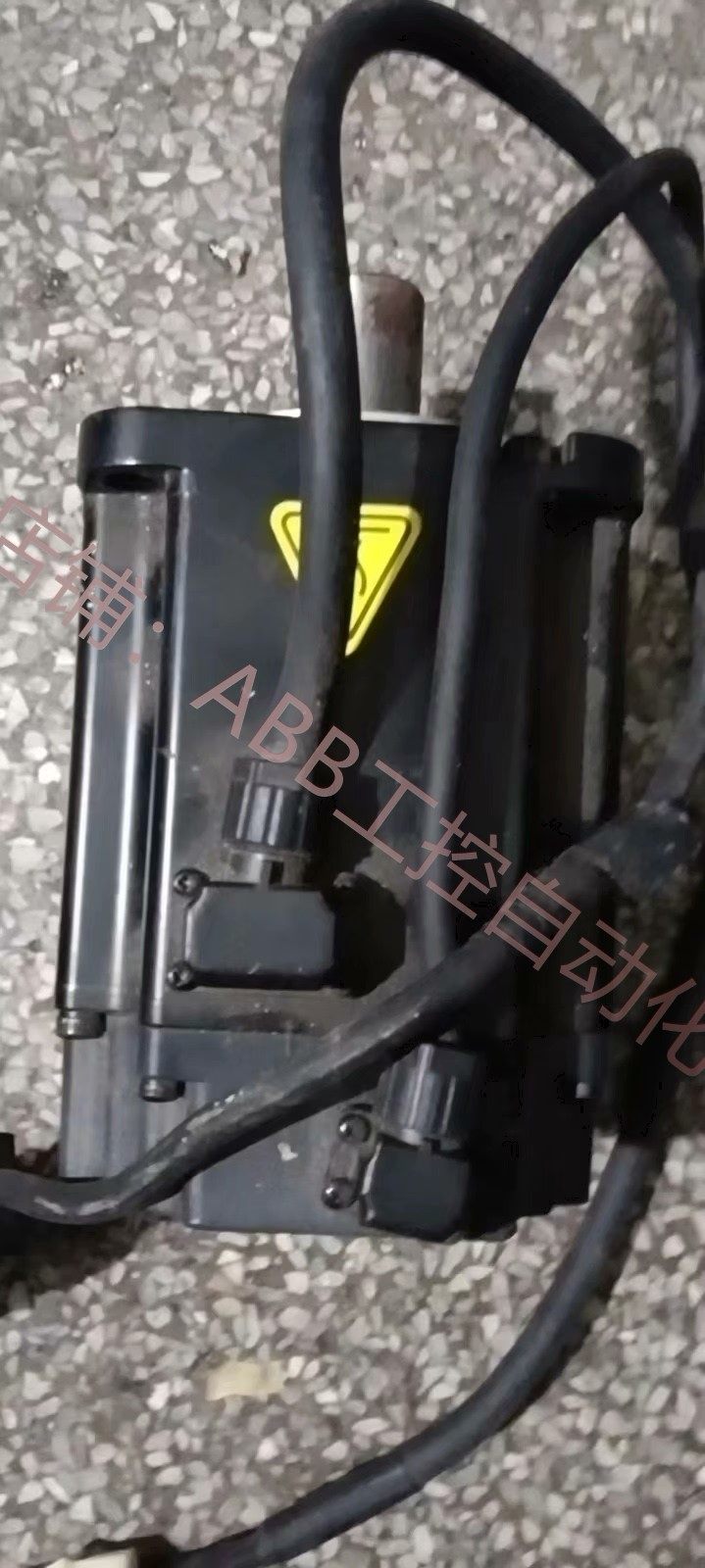 东菱伺服电机 dm1m-08a80i8s-w500物品