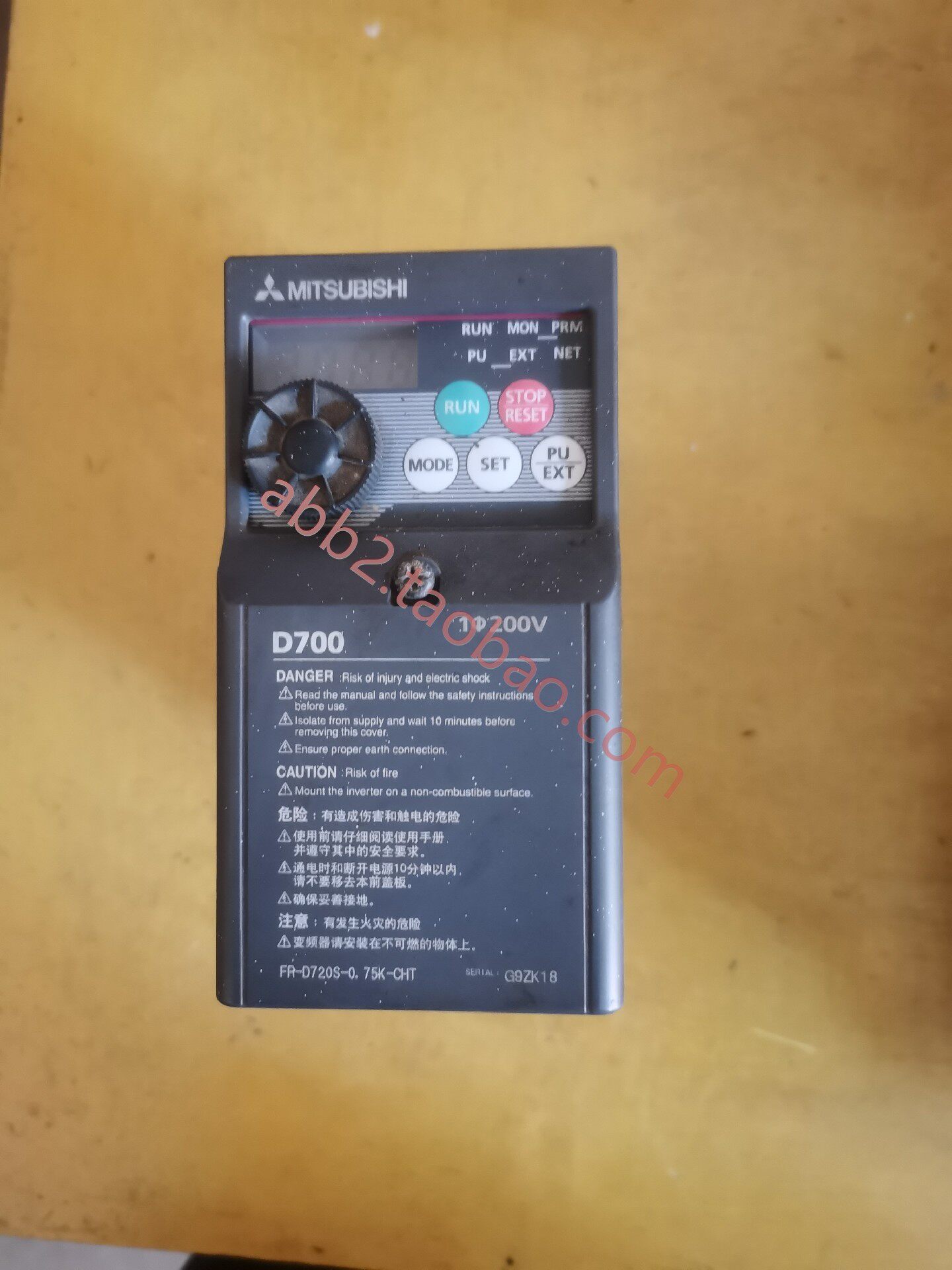 三菱变频器d700 075kw 220v完整无 缺保用