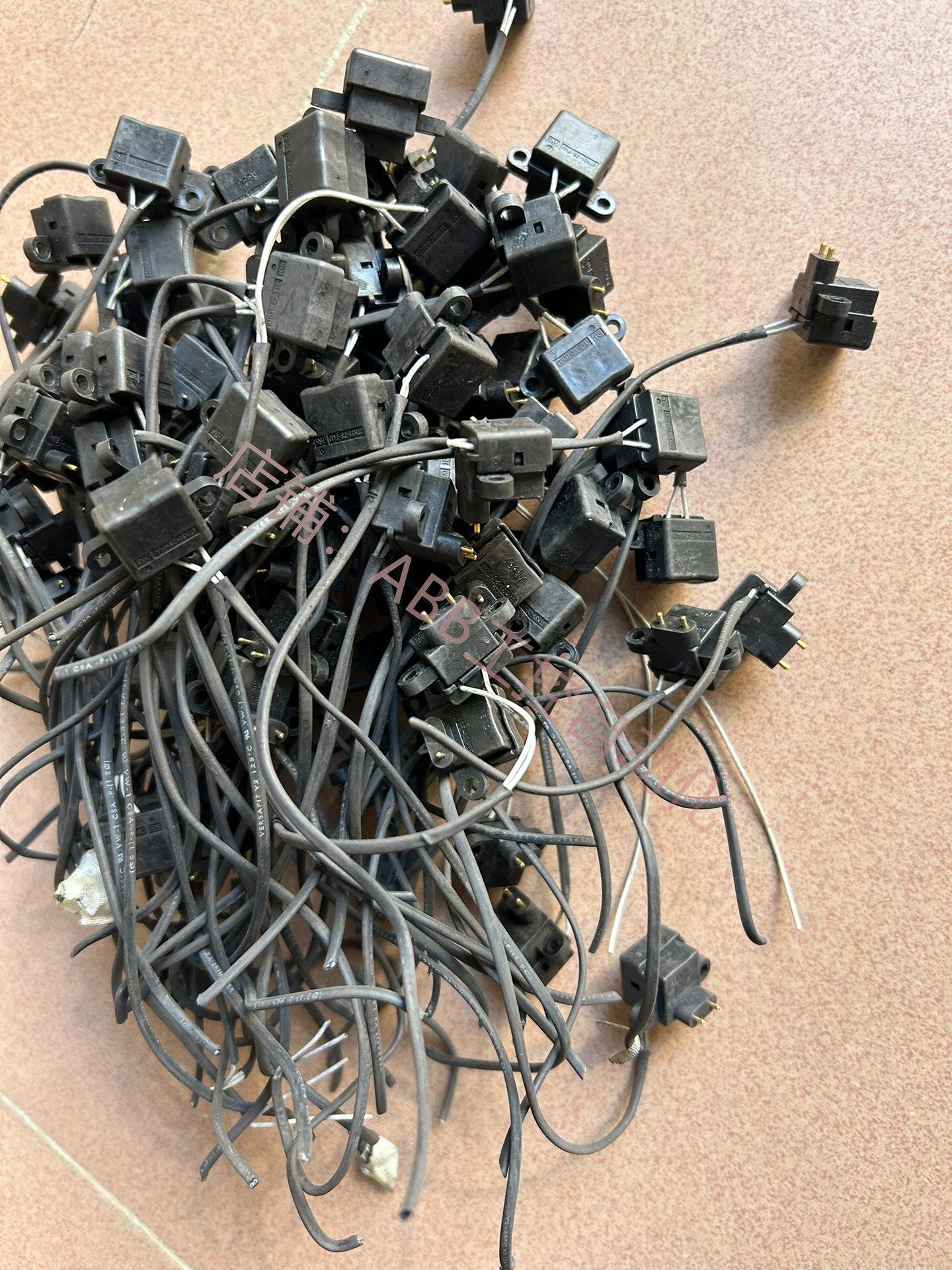 发那科热敏电阻fanuc电机热敏电阻 gtm31-2s-f看 再下手大量