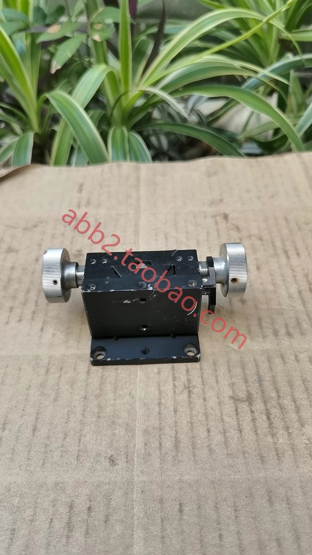 日本suruga seiki燕尾槽升降滑台z轴升降台齿轮 齿条传动底面60x6