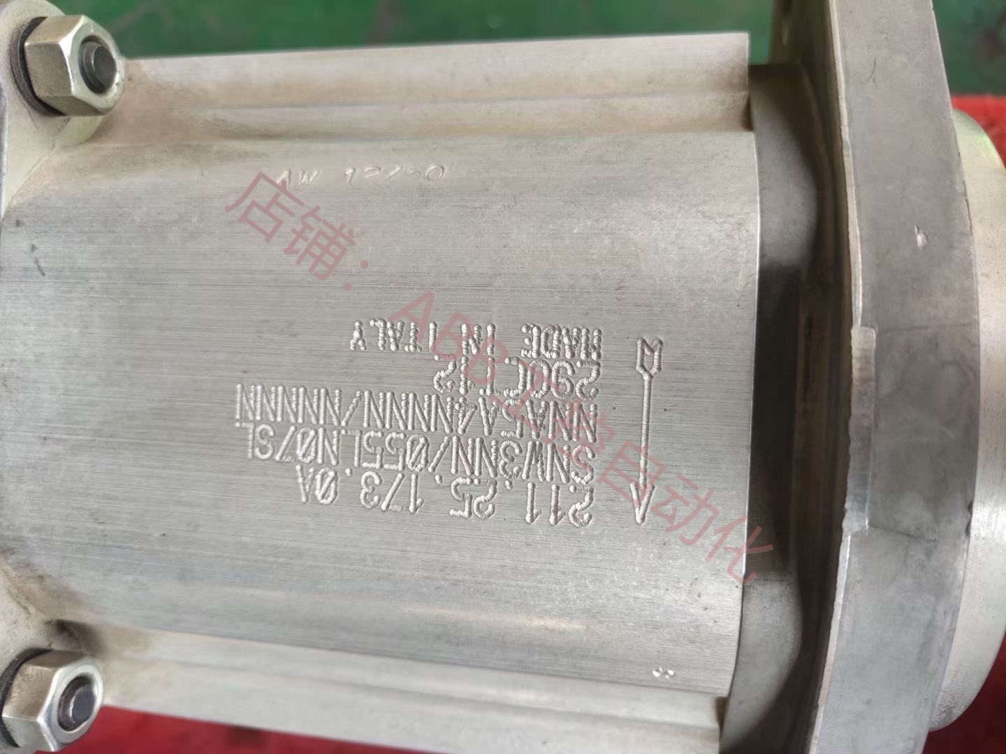 萨澳sauer丹佛斯danfoss齿轮泵三连泵 snw3nn 055l sno3nn026b sn