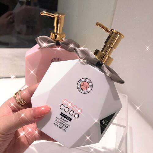 COCO香氛身体乳保湿滋润秋冬补水清爽润肤乳女香体持久