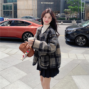 现货2025秋冬款 128Y2418P175K258牛角扣格子毛呢加绒短外套