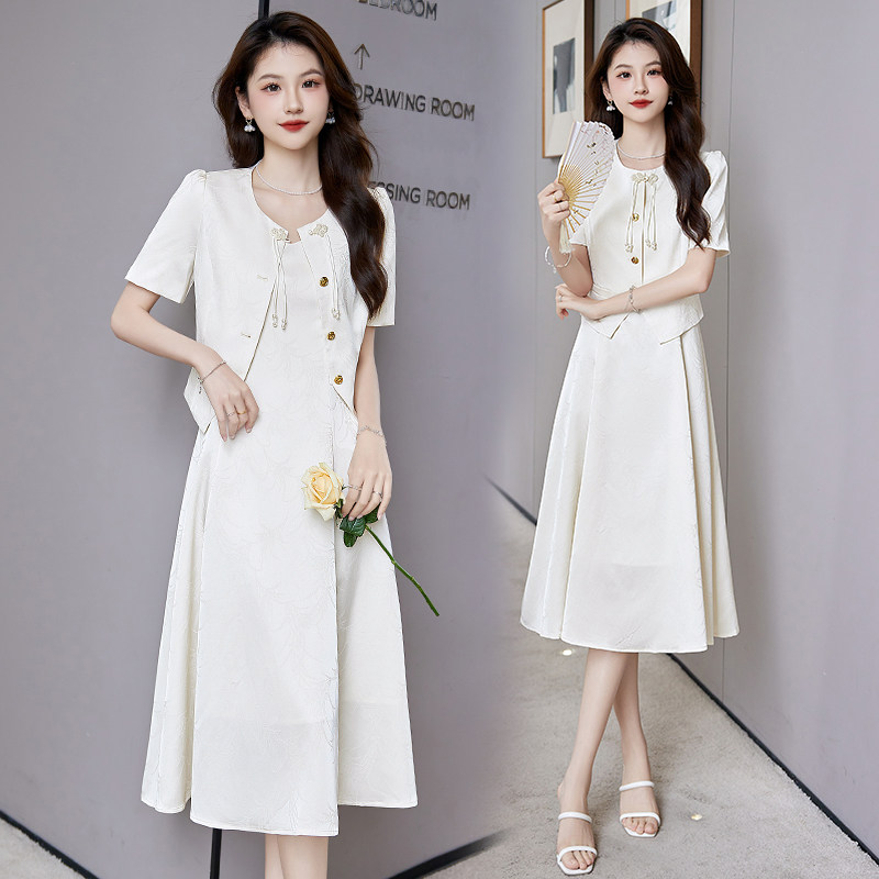 新中式流行薄西装套装裙女2025夏季新款干练气质女神范优雅两件套