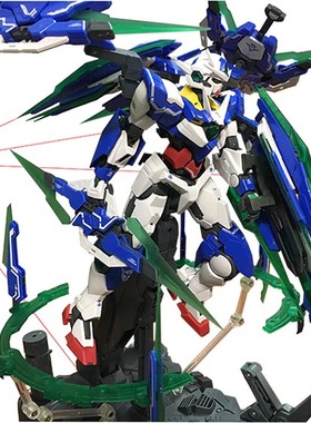 1:100 MG MB 00q 通用 全刃式 GNT量子高达 GN 剑4 高达模型