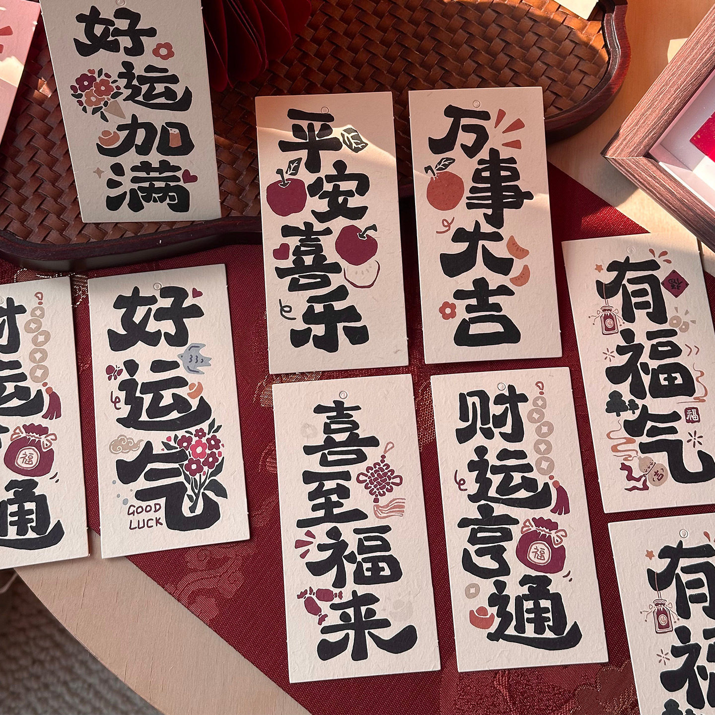 2026马年系列卡片新年装饰卡贺卡吊牌明信片春节氛围抱抱桶装饰卡,鲜花速递/花卉仿真/绿植园艺,花艺材料,淘宝优惠券,粉丝福利购,淘宝优惠卷