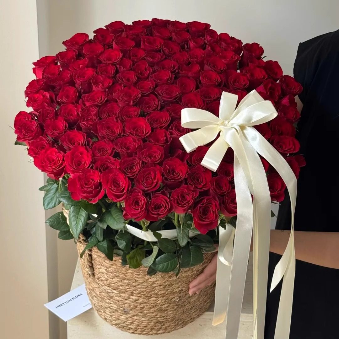 草编抱抱篮玫瑰花束抱抱桶花篮花束包装编织篮花篮花艺diy材料