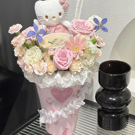新品Hellokitty奶茶杯鲜花花束包装纸冰淇淋花束筒花艺包花材料