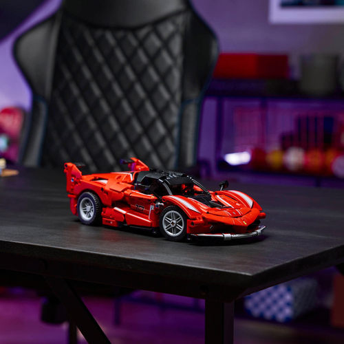 积木机械组42212法拉力FXX-K赛车