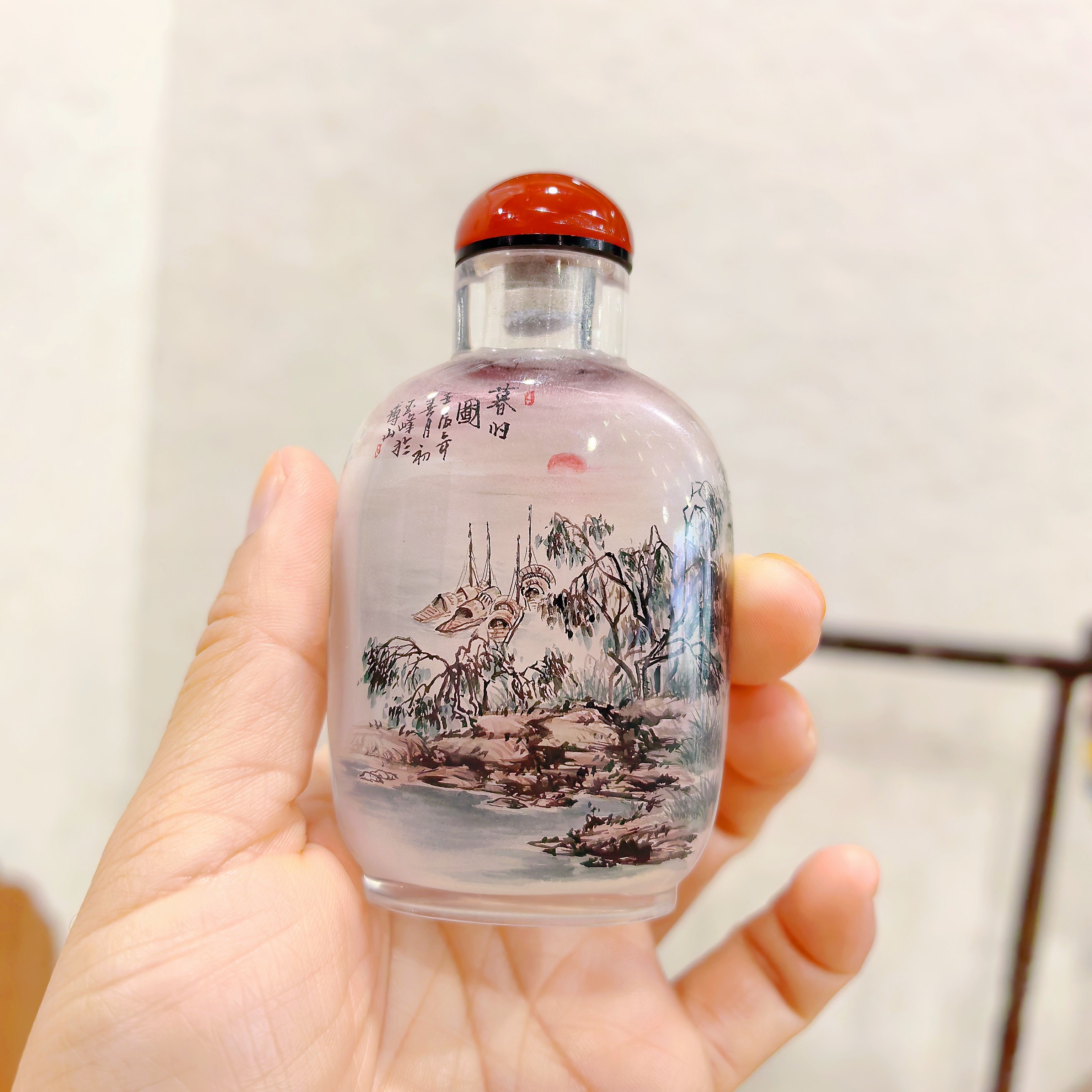 匠心独韵内画鼻烟壶手工绘画特色收藏送礼山水画暮归收获图