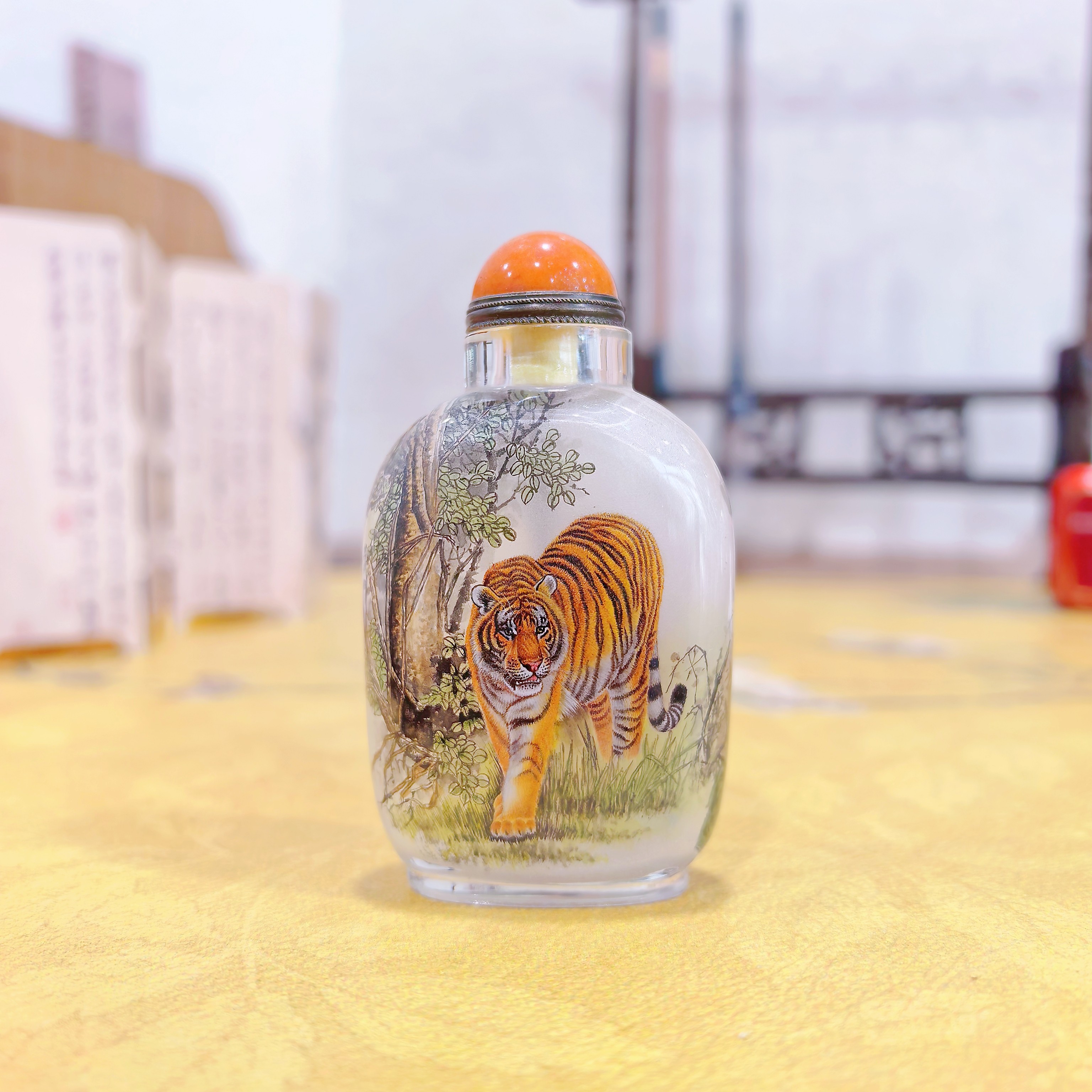 匠心独韵内画鼻烟壶手工绘画收藏新年送礼高档礼品摆件老虎图