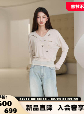 Three Quarters 女士卡其烫铜片V领莱赛尔打底衫银泰百货 301355