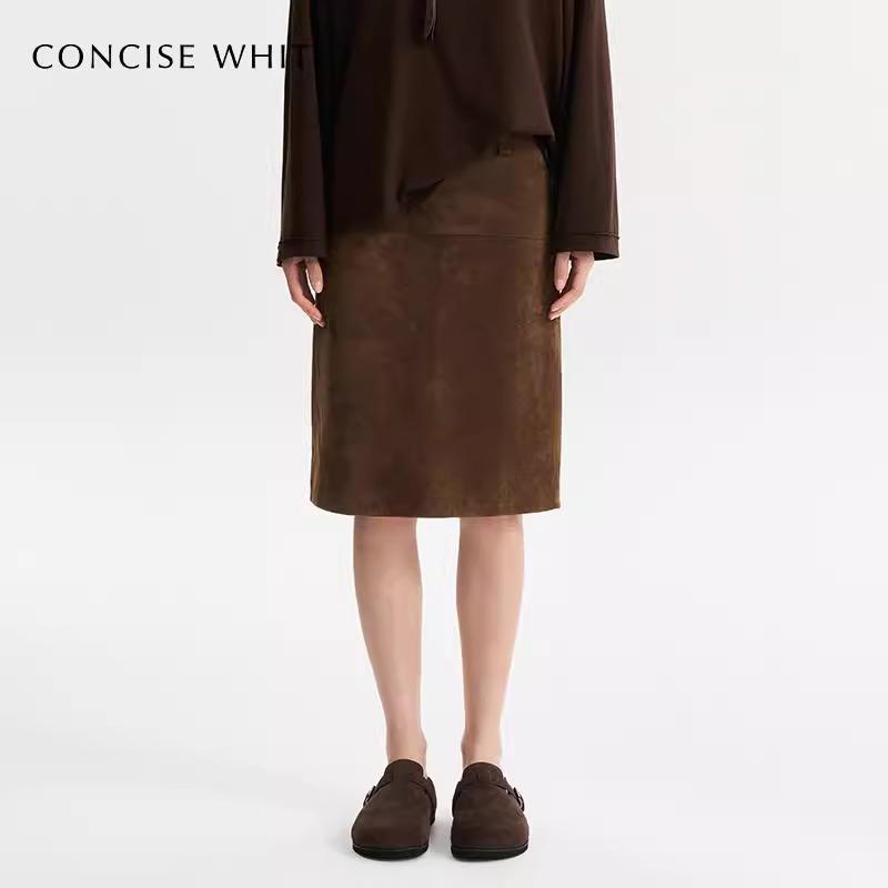 concise-white/简白25SS系列女士麂皮半身裙银泰百货精品301257