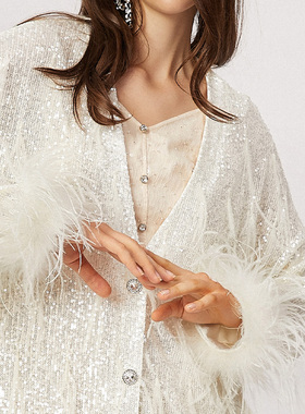 【断码】FLONAKED 秋冬款女士白色鸵鸟毛亮片短款开衫 300170