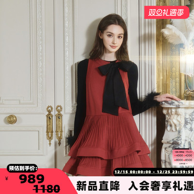 FLONAKED 25秋冬新款双层压褶无袖短款连衣裙银泰百货 300170