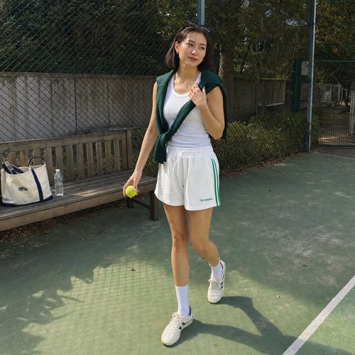 Sporty&Rich女士撞色松紧腰短裤