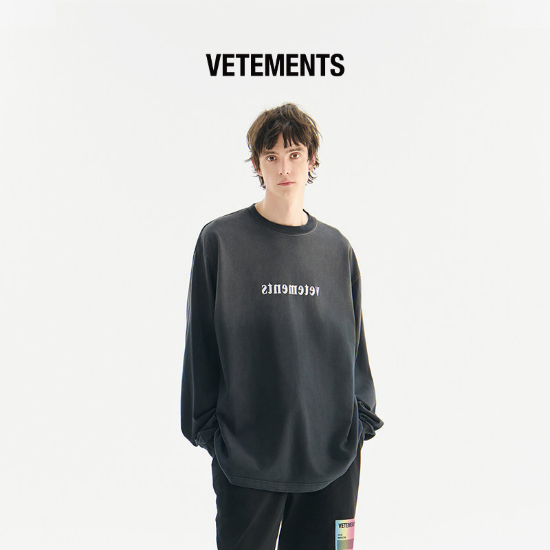 VETEMENTS 秋冬男女同款时尚渐变色长袖T恤卫衣银泰百货 301446图片
