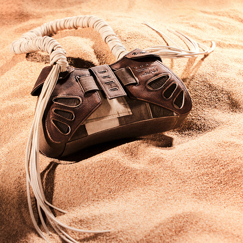 Emotional World 沙丘联名款春夏新款女士废土风手提单肩斜挎包