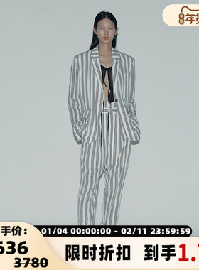 YCH 女士象牙白复古图案西装外套银泰