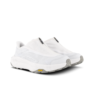 银泰百货 女士百搭舒适低帮运动鞋 301574 ONE HOKA