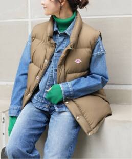 90鹅绒轻盈暖 DANTON 里外全防水 皴皱感尼龙表层 马甲 IENA别注