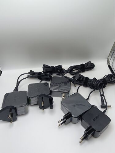 原装华硕AD883P20笔记本U305C A441U充电源TP301U适配器线2.37A
