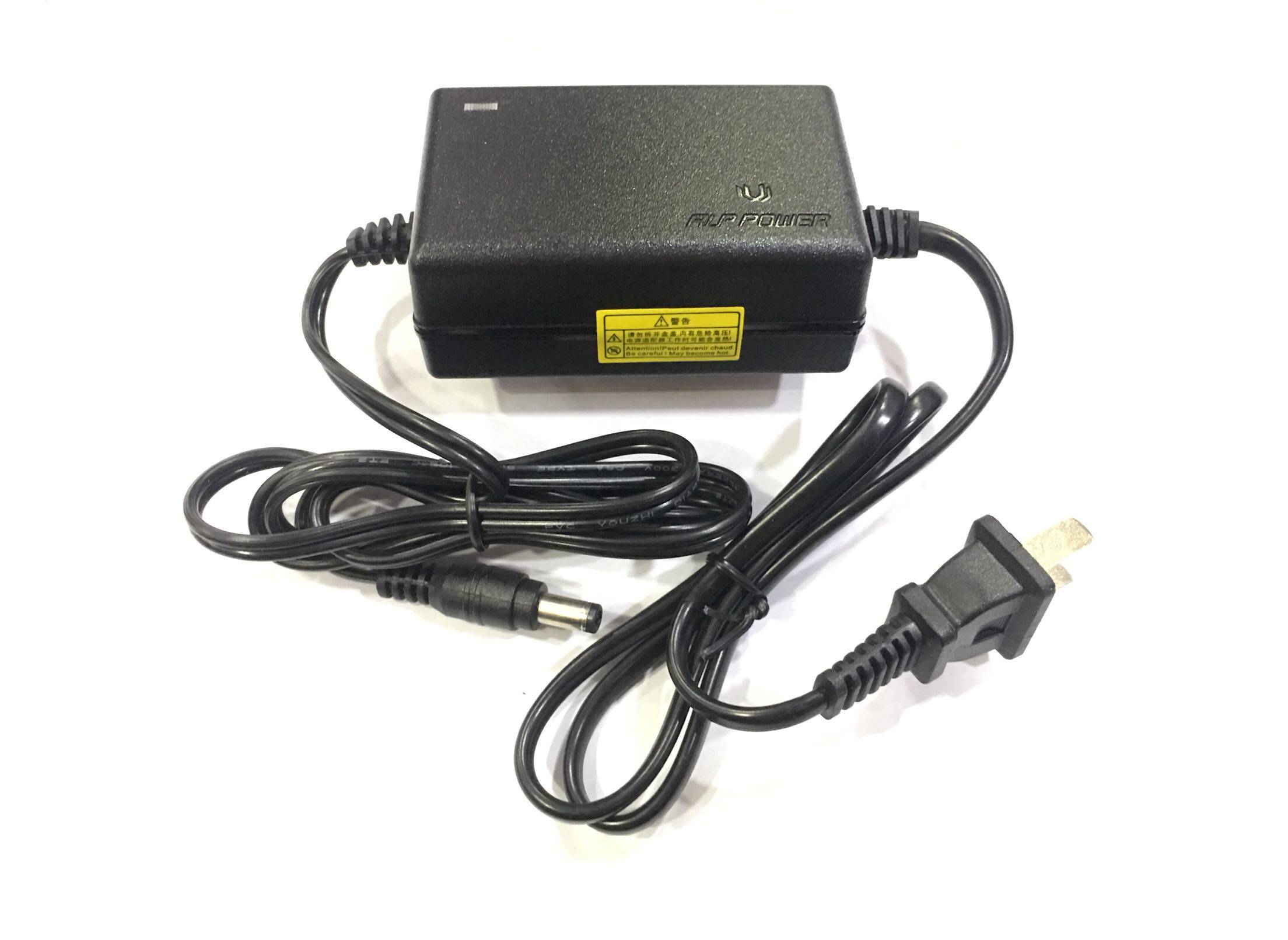 适用BENQ数码投影仪个人行动影院GV1小口12V2.00A电源适配器怎么看?